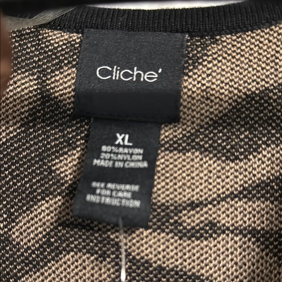 Leopard Print V-Neck Dress - Picture 2 of 4